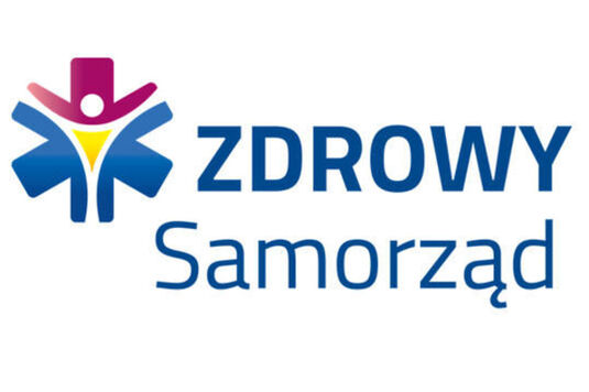 Logotyp: trzy strzałki skierowane do wewnątrz