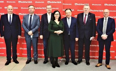 Umowy partnerstwa podpisali: ze strony samorządu Mazowsza – marszałek
Adam Struzik i wicemarszałek Wiesław Raboszuk oraz partnerzy projektów – przedstawiciele mazowieckich miast i gmin.