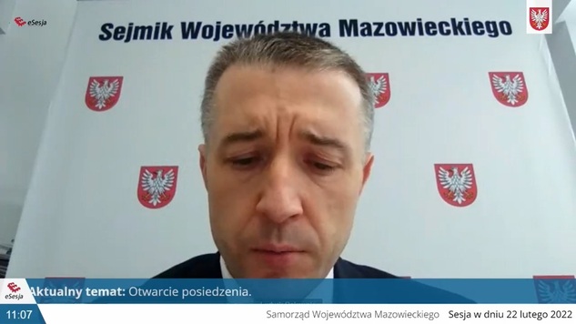 Przewodniczący Sejmiku Ludwik Rakowski przemawia