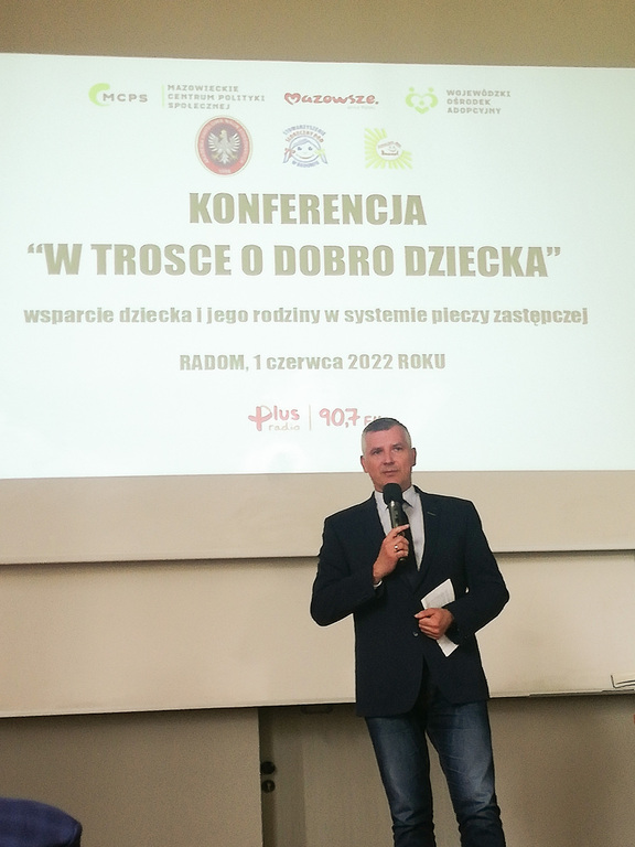 Otwarcie konferencji pn. W trosce o dobro dziecka. Wystąpienie wicemarszałka Rafała Rajkowskiego.