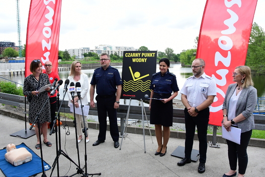 Konferencja prasowa z udziałem przedstawicieli samorządu Mazowsza i mazowieckiej policji 