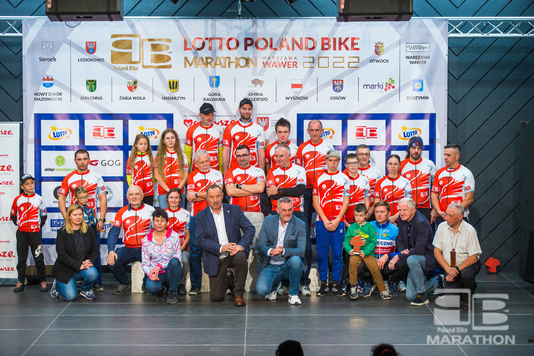 Zwycięzcy na podium