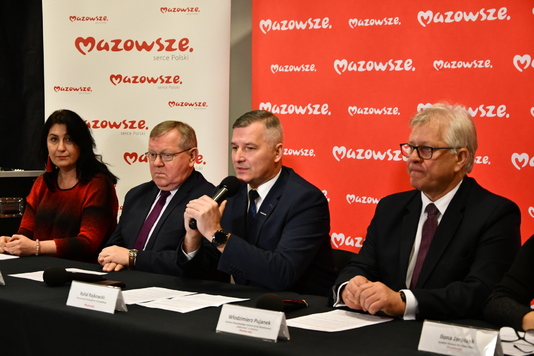 Przemawia wicemarszałek Rafał Rajkowski