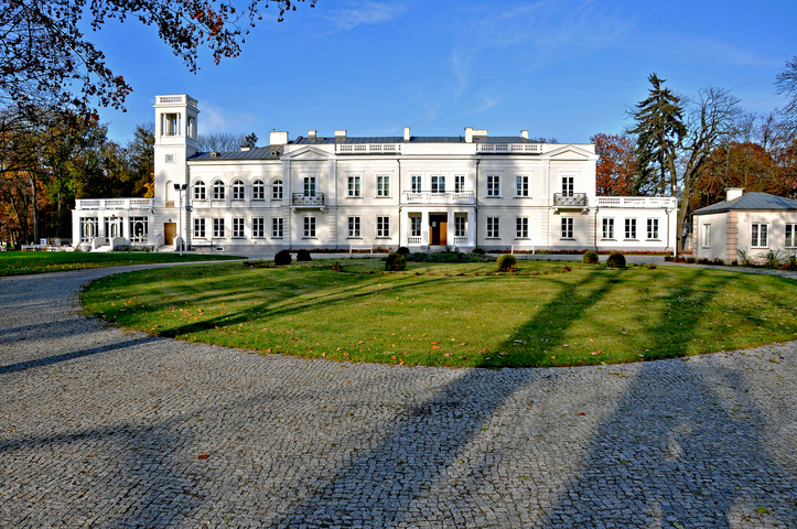 budynek Pałacu w Sannikach