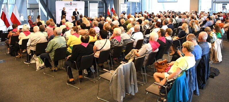 liczni uczestnicy konferencji Reha zgromadzeni w Centrum Nauki Kopernik