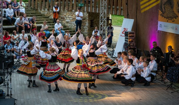 występ jednego z zespołów 