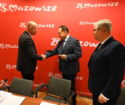 marszałek gratuluje objęcie stanowiska 