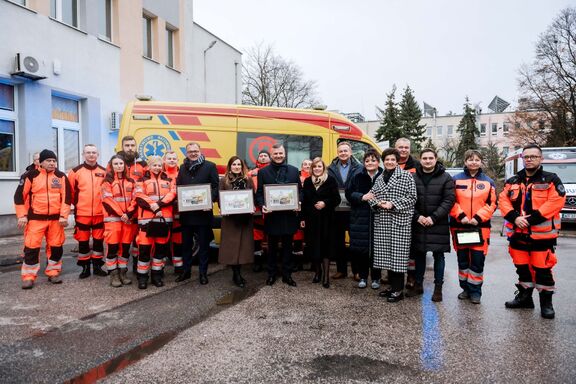 Karetki władze i medycy