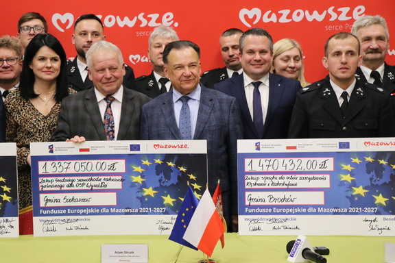 beneficjenci i marszałek