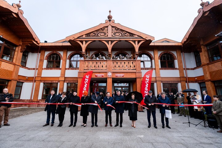 Otwarcie szkoły w Garbatce-Letnisku