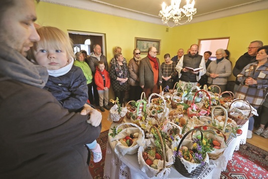 święcenie pokarmów w Dąbrowie Chotomowskiej