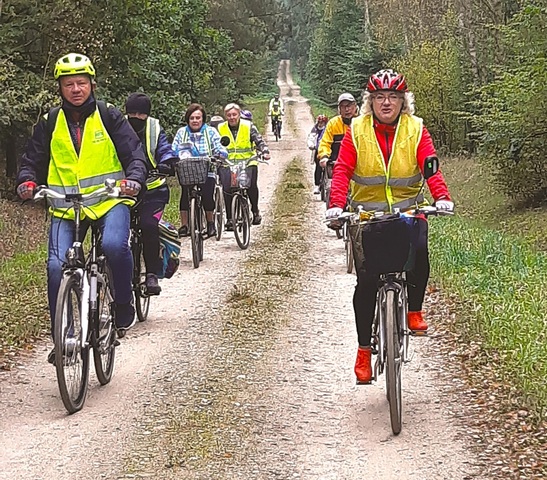 Rajdy rowerowe dla starszych
osób z Płocka zorganizował
jeden z tamtejszych seniorów,
Władysław Potempa.