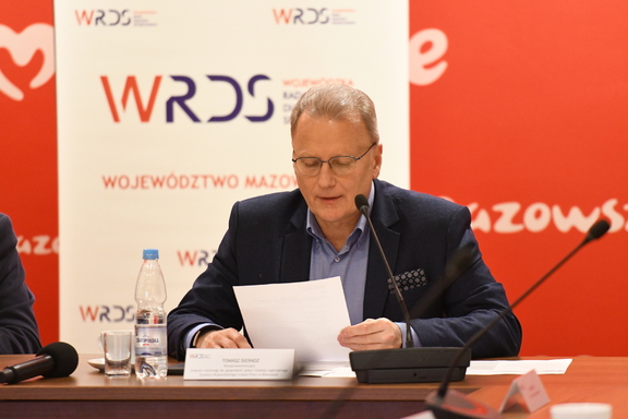 Tomasz Sieradz, Dyrektor Wojewódzkiego Urzędu Pracy w Warszawie, Wiceprzewodniczący Zespołu