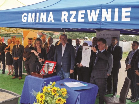 Nowe Rzewnie - wmurowanie kamienia węgielnego 