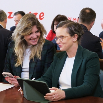 Aleksandra Śmietanka i Wioletta Paprocka-Ślusarska